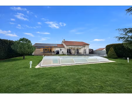 vente maison 6 pièces 164.1 m² à sanssac-l'eglise (43320)  394 000 €