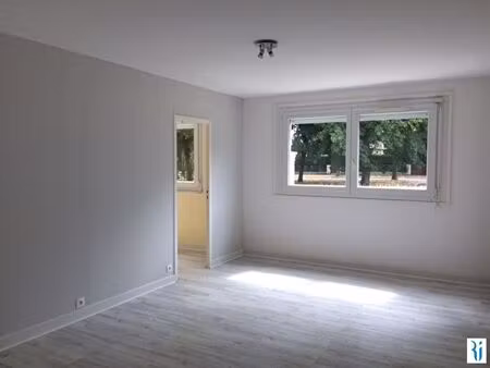 location appartement 4 pièces 70m²