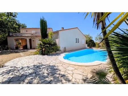 exclusivité terra albera - magnifique villa avec piscine aux pieds des albères