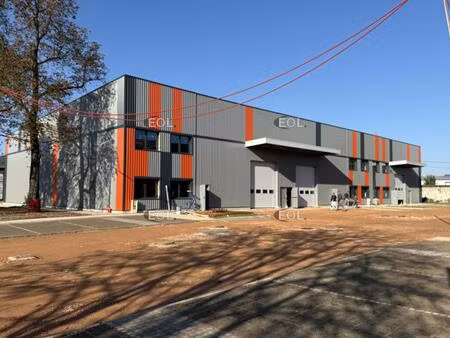 eol  spécialisé en immobilier d’entreprise  vous propose à la location un local d'activité