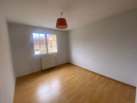 location maison 5 pièces 102m²