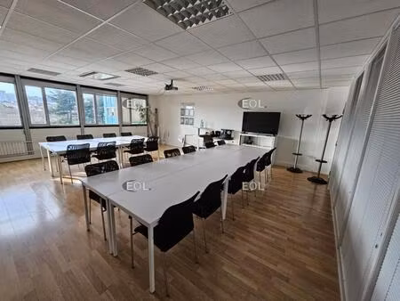 à louer : plateaux de bureaux de 1 160 m² à vitry-sur-seine (94)