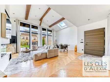 maison de 5 pièces de 140 m² à villeurbanne