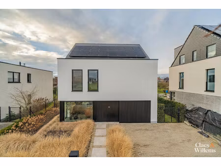 huis te koop in dilbeek met 4 slaapkamers