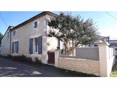 maison de caractère en pierre  charmant hameau avec logis historique  proche des...