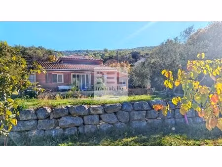 maison ossature bois-5 chambres- dans un cadre verdoyant et vue dégagée