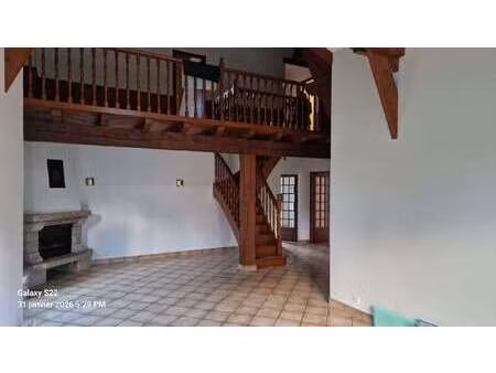 location maison à pontchâteau (44160) : à louer / 149m² pontchâteau