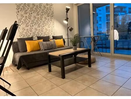 location appartement 2 pièces 45 m² à lyon 7 (69007)