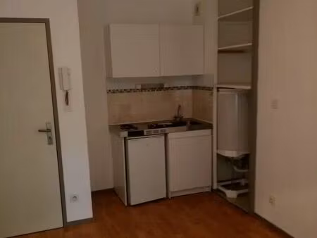 location appartement 2 pièces 27 m² à tours (37000)