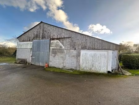 hangar plouarzel 5 minutes saint renan