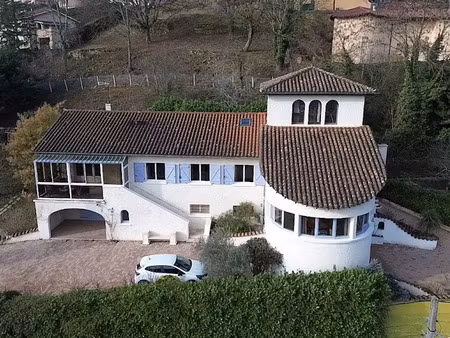 vente maison 7 pièces 346 m² à val d'oingt (69620)  679 000 €