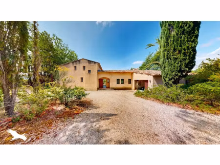 vente maison 6 pièces 209 m² à la bastide-des-jourdans (84240)  525 000 €