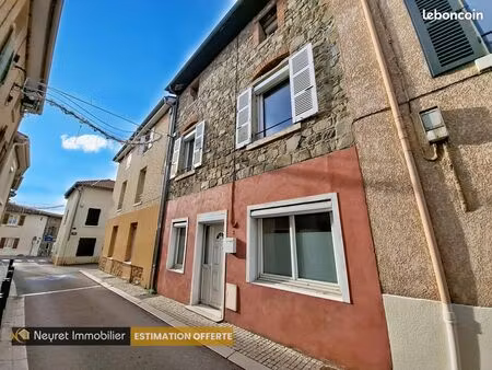 triplex 6 pièces 127 m²