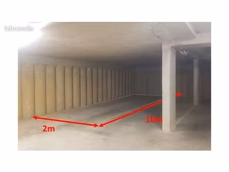 rare - grande place de parking xl 10 m – proche gare sud de france & port marianne