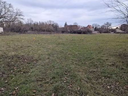 terrain 794 m² gannat