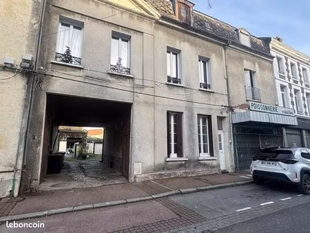 immeuble 2 pièces 100 m²