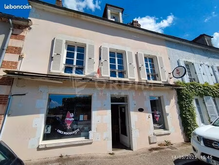 restaurant 150 m² hery