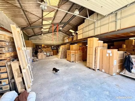 local industriel 362 m²