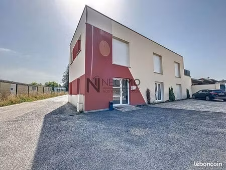 local commercial 160 m² neufchateau