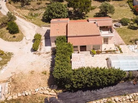 maison 155 m² avec piscine le val 83143