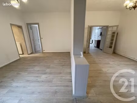 appartement 4 pièces 97 m²