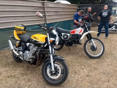 recherche garage fermer pour moto