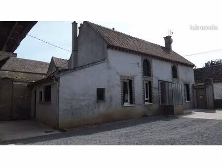 loue maison meublée de plein pied avec jardin  1 chambre