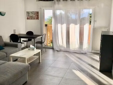 3 pièces croix des gardes climatisé