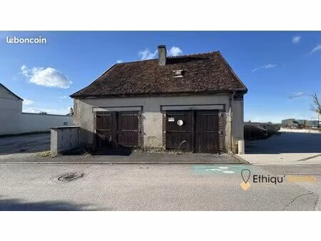 maison 2 pièces 74 m²