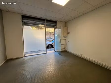 murs commerciaux local a vendre