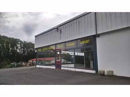 local commercial show room 120m2