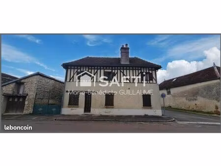 maison 4 pièces 102 m²