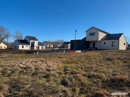 superbe terrain viabilisé à olemps