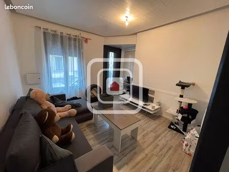 maison 4 pièces 77 m²