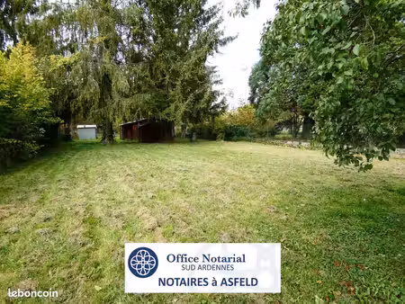 terrain 725 m² saint-germainmont