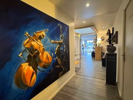 immeuble 14 pièces 406 m²