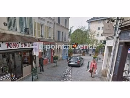 commerce habillement/textile 34 m²
