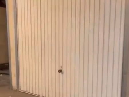 garage/ box à louer