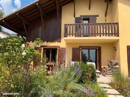 maison individuelle t5 de 150m2 avec terrain de 1430m2 / 150m2 4-bedroom detached house on