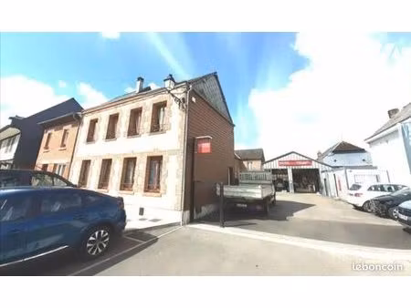 maison 9 pièces 174 m²