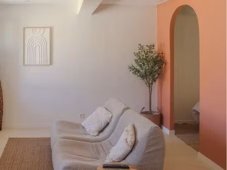 studio t1 bis refait à neuf