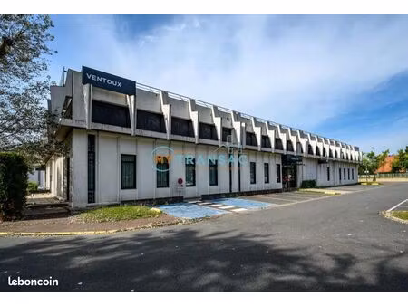 local bureaux 428 m²