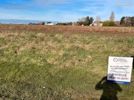 terrain 333 m² carpiquet