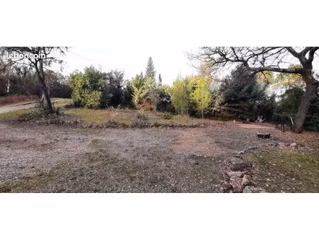 terrain 467 m² le thoronet