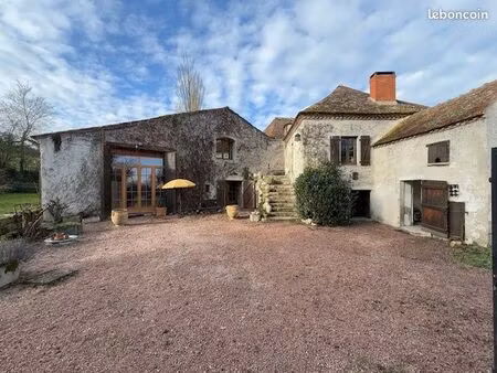 maison 5 pièces 200 m²