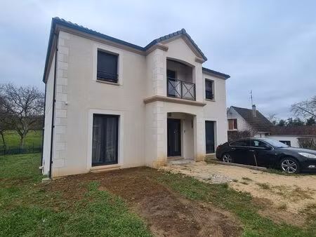 je vends cette belle maison