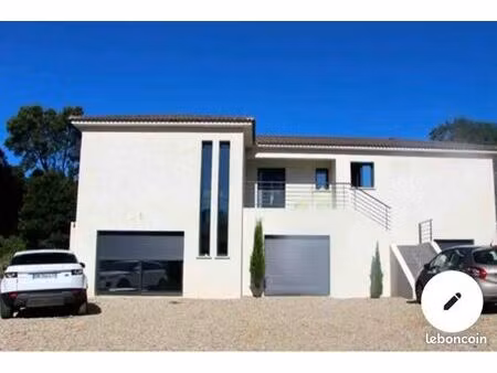 propriété 7 pièces 250mk