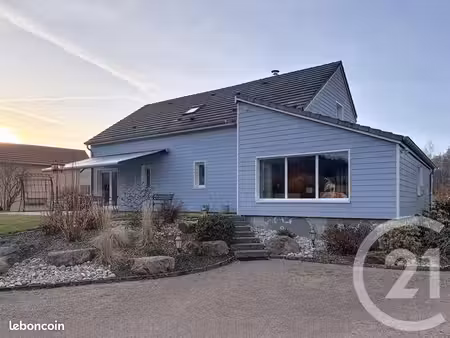 maison 7 pièces 205 m²
