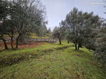 terrain 2 151 m² berre les alpes