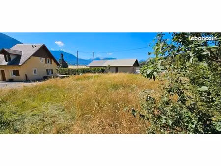 tres joli terrain plat plein sud 500 m² constructible